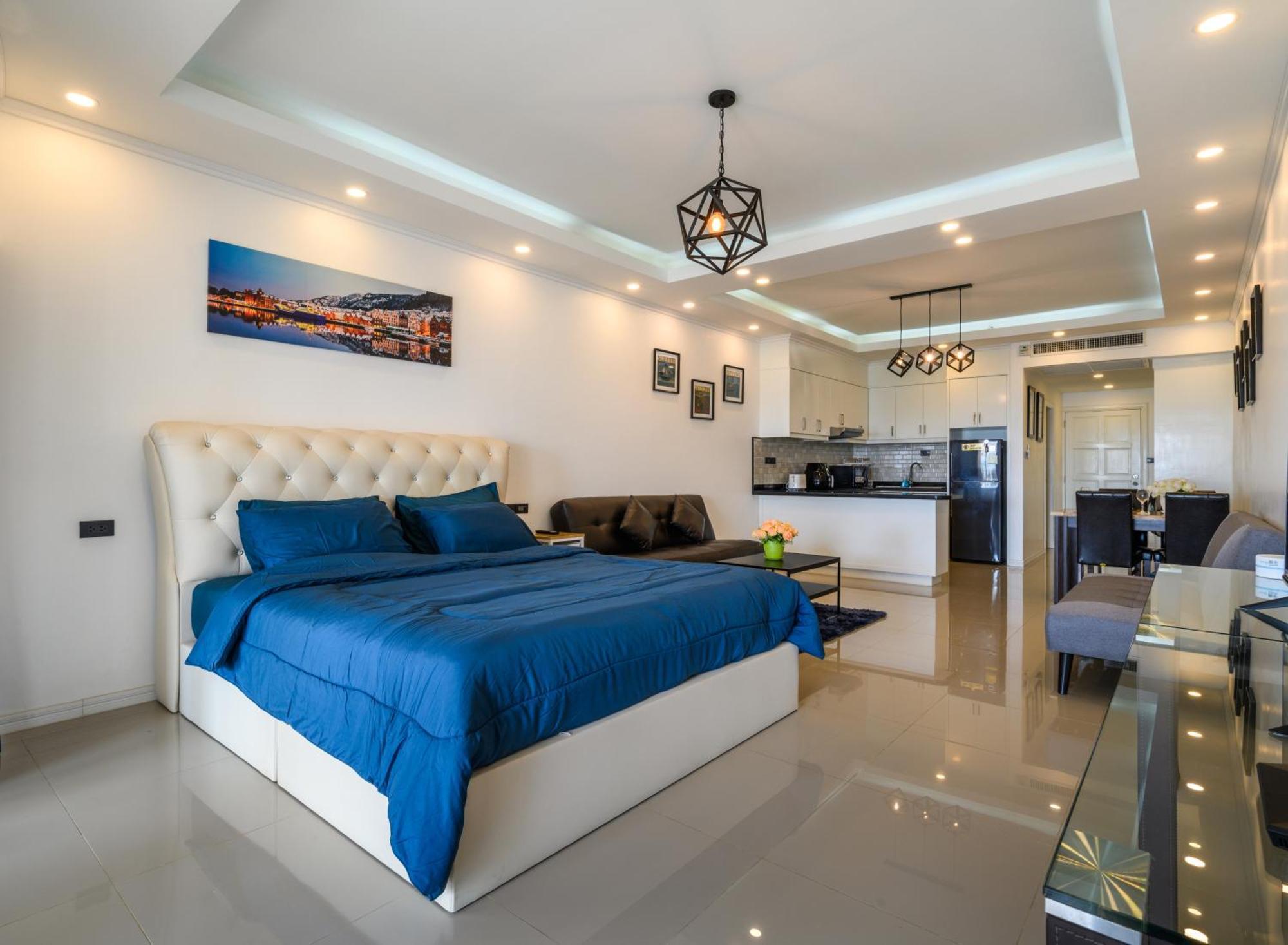 Jomtien Beachfront Stylish Studio , Stunning Seaview , Big Pool Zewnętrze zdjęcie